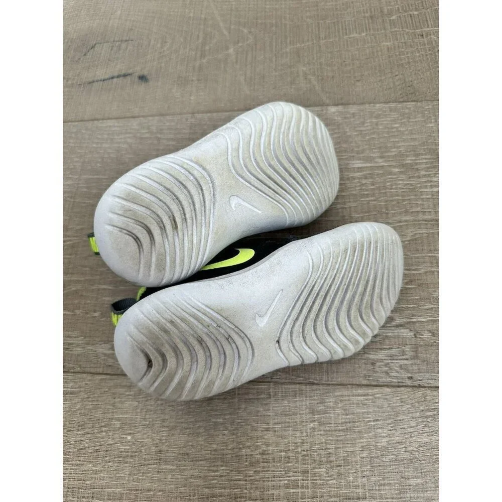 Nike Slip Ons Sneakers